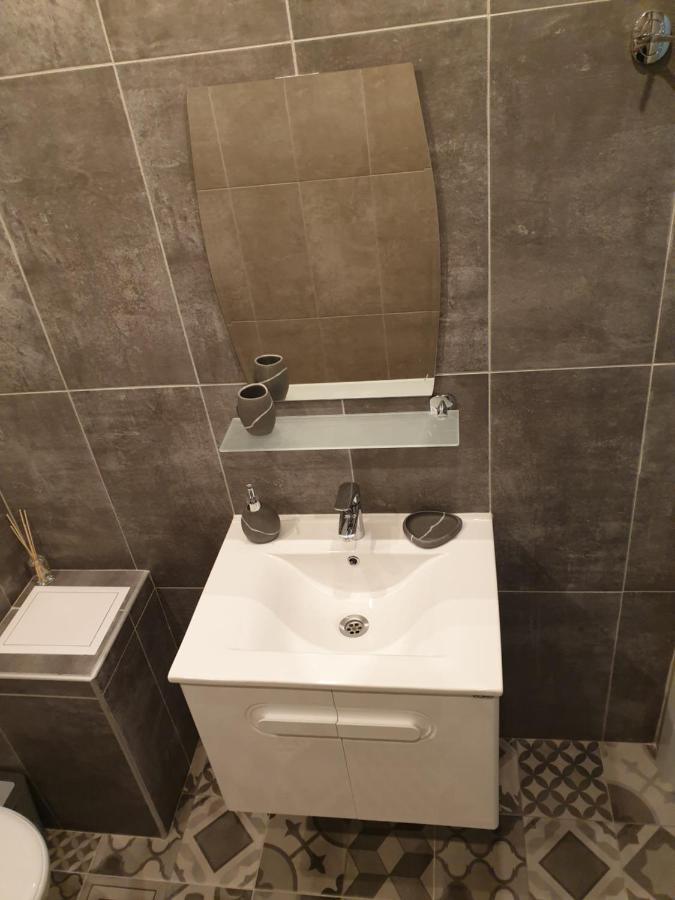 Elegant Apartment София Екстериор снимка